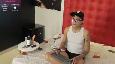 Snapshot of antony_d_ossa chatting on 6, 7, 2026 antony_d_ossa online show from 6, 7, 2026
