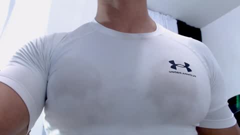 Instagram miguelangel1802  online show from 10, 4, 2026