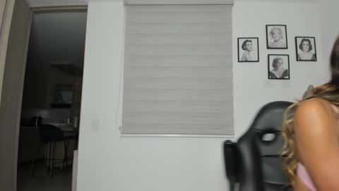 Snapshot of antotss chatting on 22, 12, 2024 Maria Antonia online show from 22, 12, 2024
