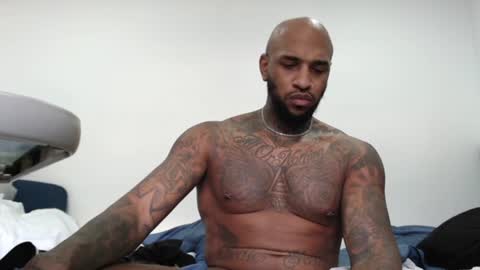 antwanblack11 online show from 4, 12, 2024