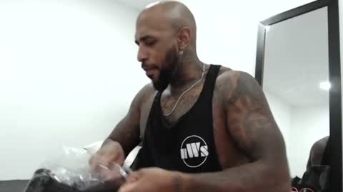 antwanblack11 online show from 31, 12, 2024