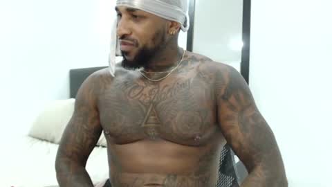 antwanblack11 online show from 28, 2, 2025