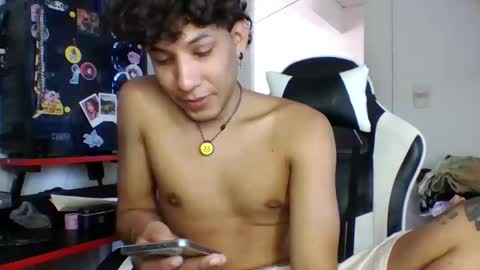 AnuarDHM online show from 4, 11, 2025