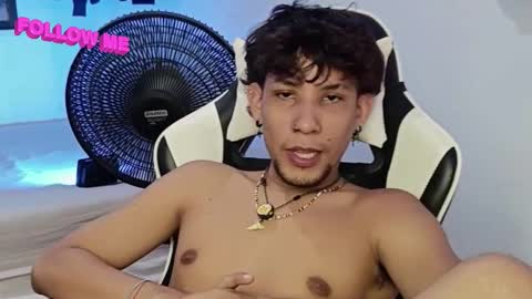 AnuarDHM online show from 4, 12, 2025