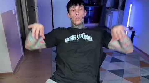 Tom online show from 16, 3, 2026