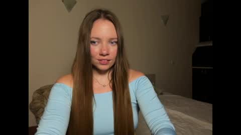 Snapshot of anuetta chatting on 9, 7, 2026 Aneutta online show from 9, 7, 2026