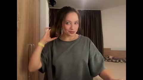 Snapshot of anuetta chatting on 7, 8, 2026 Aneutta online show from 7, 8, 2026