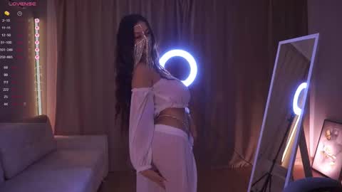  Sunday - start 0400 PM GMT -4 online show from 27, 10, 2025