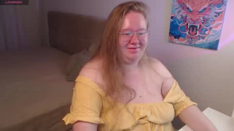 Snapshot of anya_muna chatting on 7, 10, 2025 Anya Muna online show from 7, 10, 2025