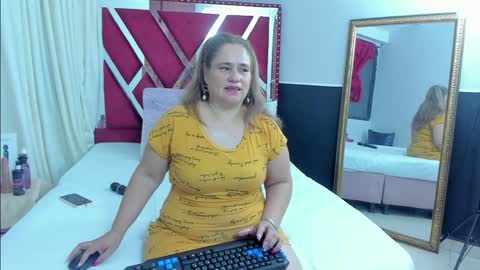 Anyela  online show from 15, 1, 2025