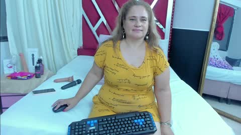 Anyela  online show from 15, 1, 2025