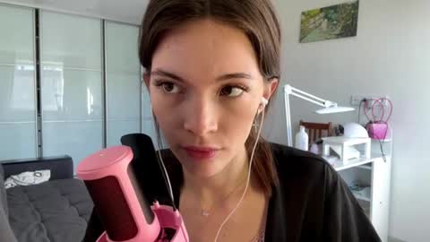 anytka12 online show from 2, 2, 2026