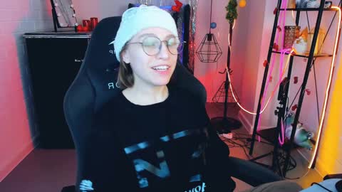 APHEX QUEEN online show from 25, 12, 2024