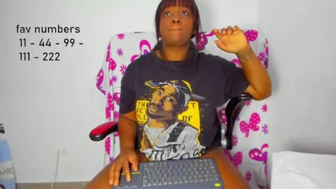 Snapshot of aphrodites_ass chatting on 5, 6, 2026 Tati Colombian online show from 5, 6, 2026