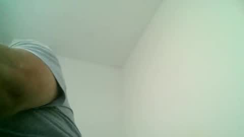 Snapshot of apixaba chatting on 14, 9, 2025 furry bear online show from 14, 9, 2025