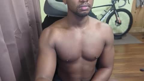 Snapshot of apollodarkmn chatting on 7, 10, 2025 apollodarkmn online show from 7, 10, 2025