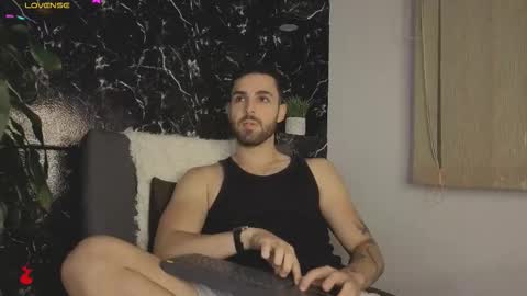 Snapshot of apolo_lux1 chatting on 14, 1, 2026 Apolo Lux online show from 14, 1, 2026