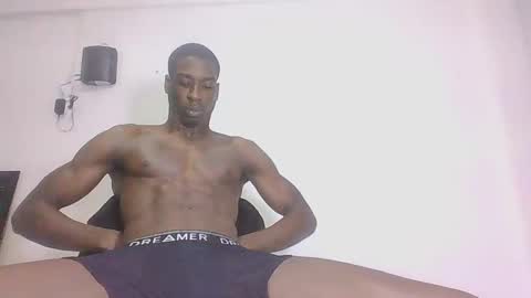 Snapshot of apoloblackbig chatting on 19, 2, 2025 apoloblackbig online show from 19, 2, 2025