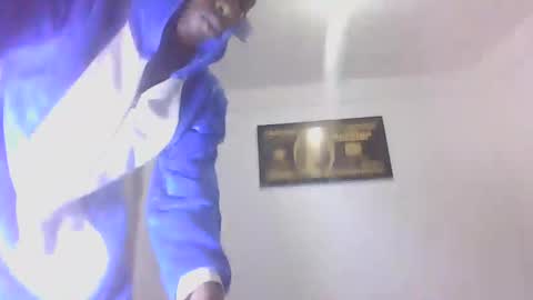 Snapshot of apoloblackbig chatting on 10, 3, 2025 apoloblackbig online show from 10, 3, 2025
