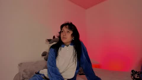 Snapshot of apolorising_ chatting on 13, 9, 2025 Lola Apolo online show from 13, 9, 2025