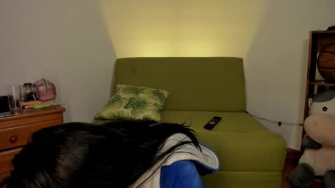 Snapshot of apolorising_ chatting on 2, 10, 2025 Lola Apolo online show from 2, 10, 2025