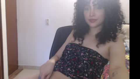 Snapshot of apolosbitch chatting on 21, 1, 2025 Nix online show from 21, 1, 2025