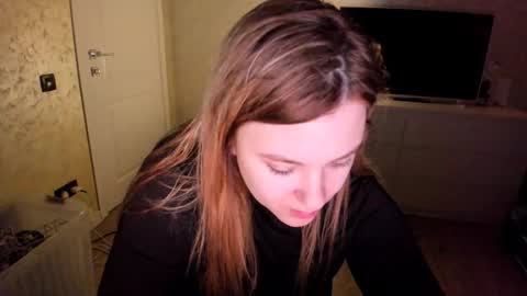 appleyummybuns online show from 4, 12, 2025