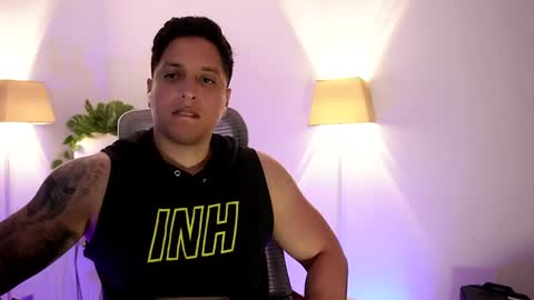 Snapshot of appolo_allen chatting on 24, 4, 2026 insta appolo master online show from 24, 4, 2026