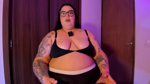 Snapshot of apriilpeach_ chatting on 7, 11, 2025 Maria online show from 7, 11, 2025