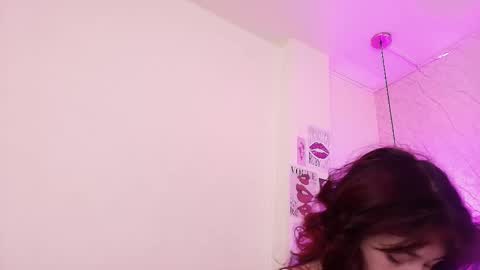 Snapshot of april_bennett chatting on 3, 10, 2025 online show from 3, 10, 2025