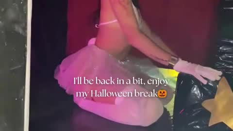   online show from 21, 10, 2025