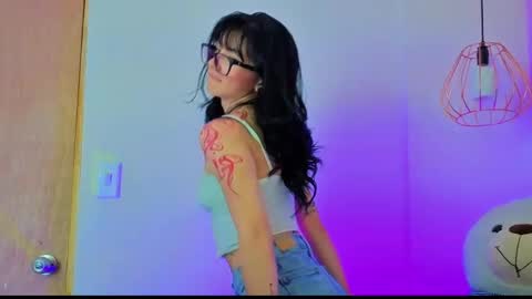   online show from 22, 5, 2026