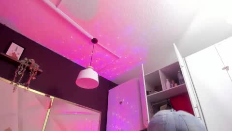 April online show from 20, 9, 2025