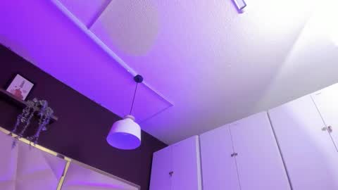 April online show from 15, 10, 2025