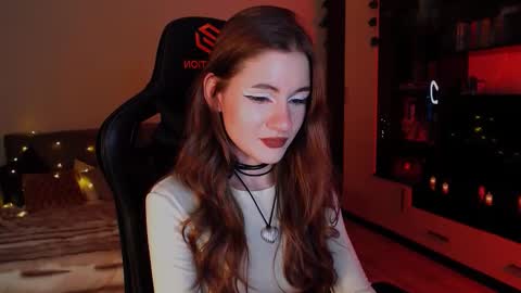 Snapshot of april_felicity chatting on 10, 11, 2025 April online show from 10, 11, 2025