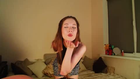 Snapshot of april_felicity chatting on 22, 4, 2026 April online show from 22, 4, 2026