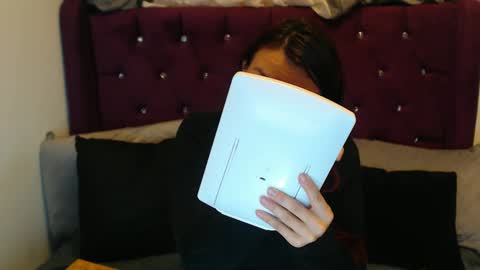 Snapshot of april_harrys chatting on 14, 10, 2025 April online show from 14, 10, 2025