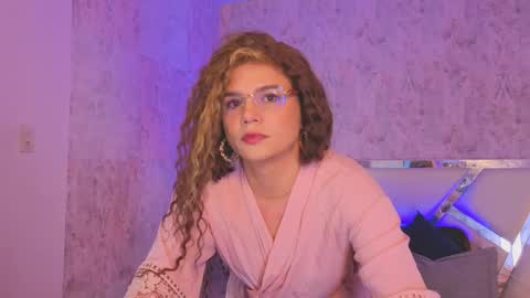 Snapshot of april_summer_ chatting on 3, 6, 2026 Isabella online show from 3, 6, 2026