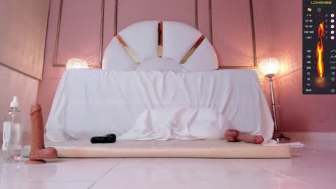 Snapshot of aprilbonnie chatting on 7, 2, 2025 3pm to 930 pm colombia online show from 7, 2, 2025