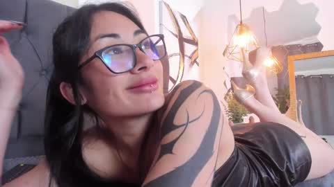 Snapshot of aprildeams chatting on 7, 3, 2025 Cris online show from 7, 3, 2025
