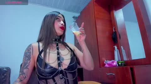 Aprill Vagner online show from 18, 1, 2025