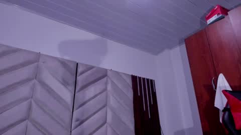 Snapshot of aprill_vagner chatting on 7, 5, 2026 Aprill Vagner online show from 7, 5, 2026