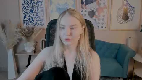 April. All year round.  online show from 13, 9, 2025