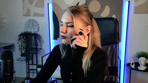 Snapshot of aprilserenity chatting on 10, 2, 2026 April. All year round. online show from 10, 2, 2026