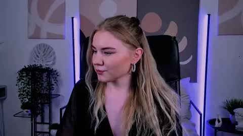 Snapshot of aprilserenity chatting on 22, 2, 2026 April. All year round. online show from 22, 2, 2026