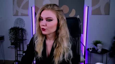 Snapshot of aprilserenity chatting on 24, 2, 2026 April. All year round. online show from 24, 2, 2026