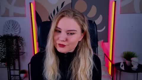 Snapshot of aprilserenity chatting on 28, 2, 2026 April. All year round. online show from 28, 2, 2026