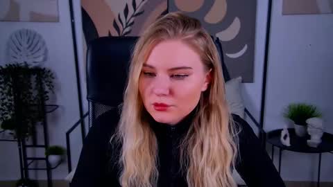 Snapshot of aprilserenity chatting on 28, 2, 2026 April. All year round. online show from 28, 2, 2026