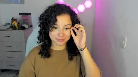 Snapshot of aqua_emilly chatting on 26, 11, 2025 aqua emilly online show from 26, 11, 2025