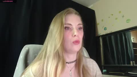 Snapshot of aqualen chatting on 16, 5, 2026 aqualen online show from 16, 5, 2026